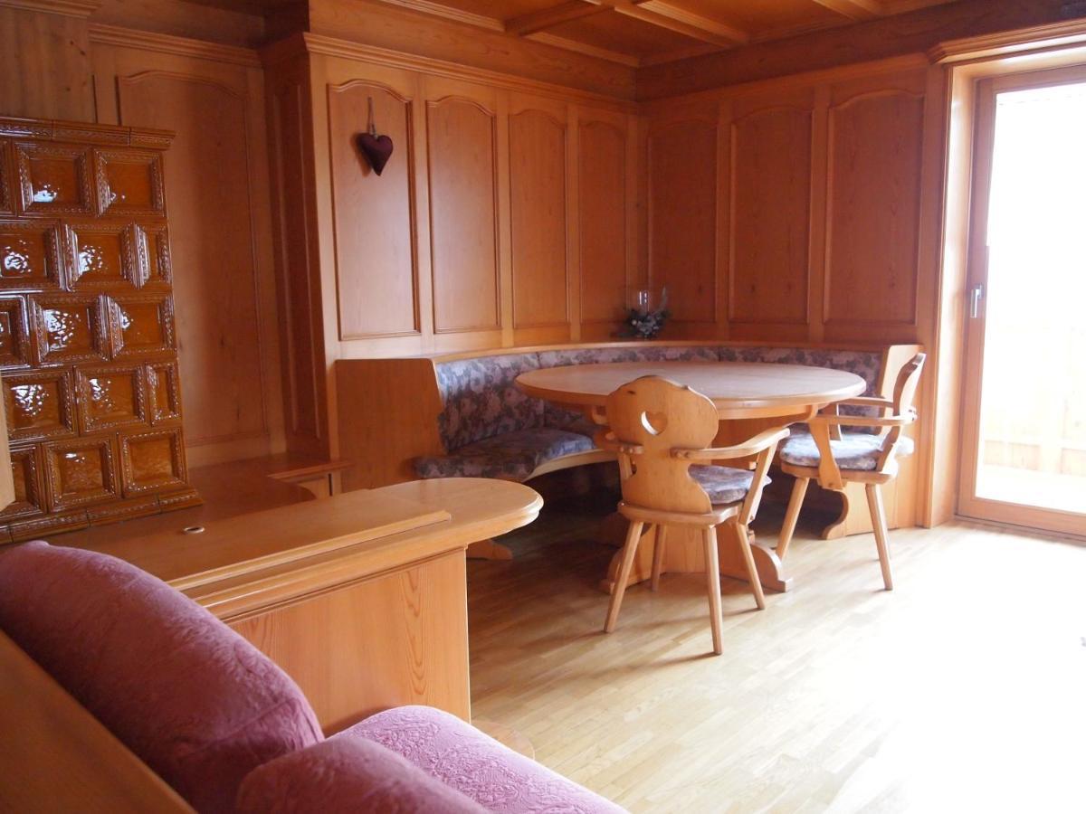 Ciasa Giorgina Apartment ปอซซาดิฟัซซา ภายนอก รูปภาพ